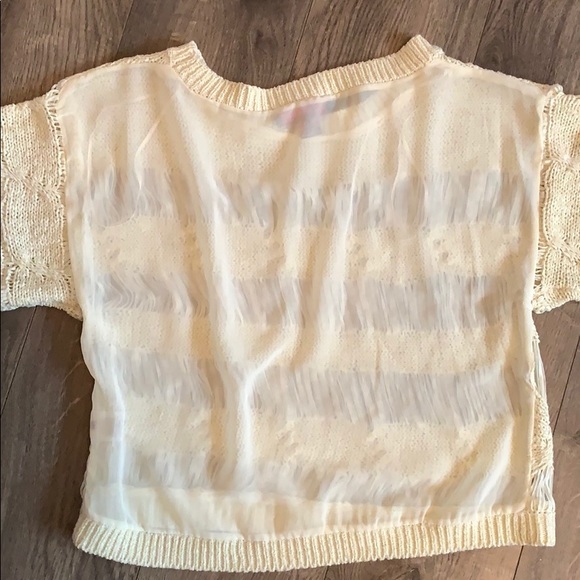 Lace top - Picture 3 of 3